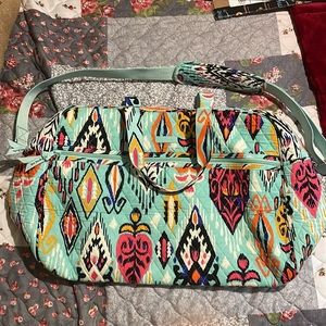 VERA BRADLEY GRAND TRAVELERS TOTE BAG PUEBLO